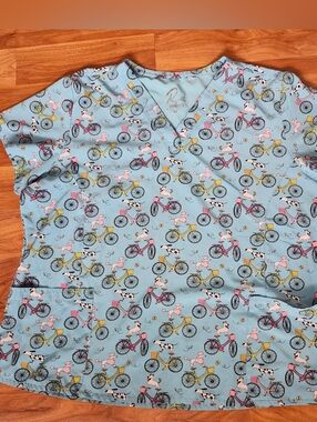 Prints By Maevn Nurse Medical Scrub Top Dog Cats Bike Exhibitions Fun Print 2XL